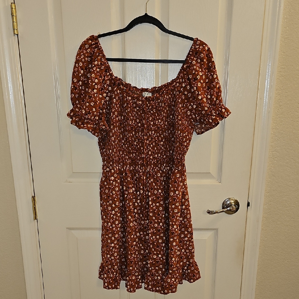 AUW Rust Floral Smocked Mini Dress - Super Cute!